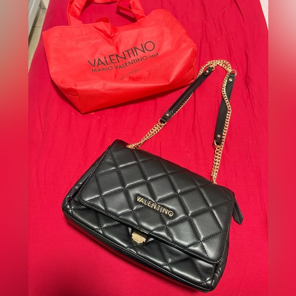 VALENTINO BAGSOcarina Relove Quilted Ecru Satchel Bag in Black - Picture 5 of 13